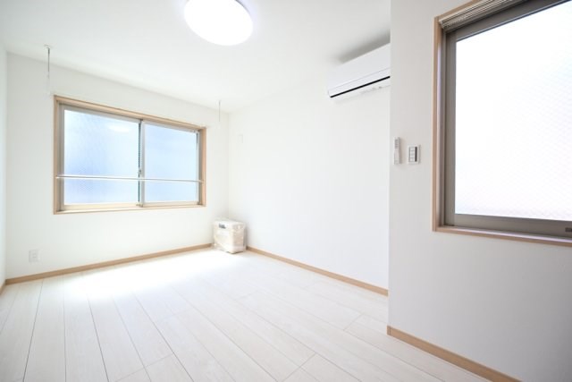 リタ王子神谷  リビング