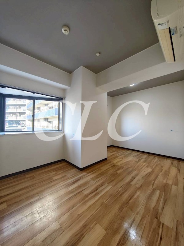 サンハイム清水 ベッドルーム