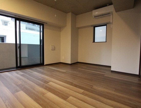 ＦＩＯＲＥ　ＫＯＭＡＧＯＭＥ   リビング