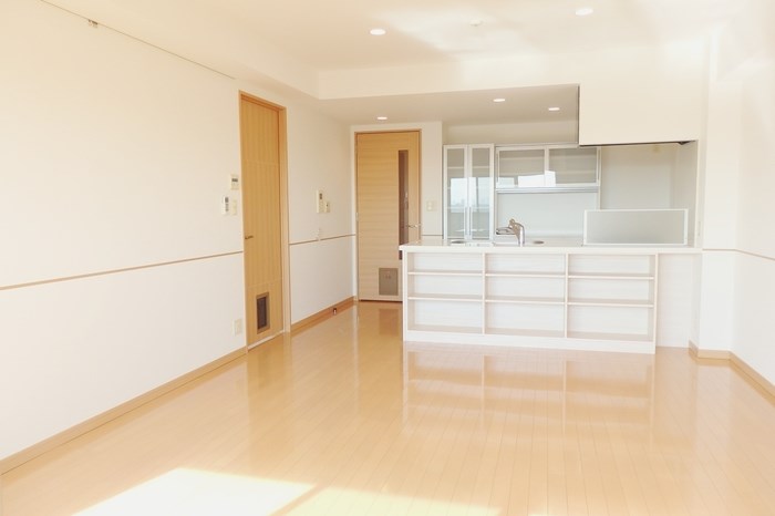 ロイヤルパークスシーサー リビング