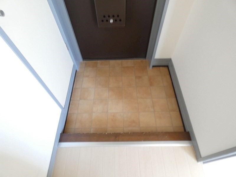 アーバンハウス宮地  玄関