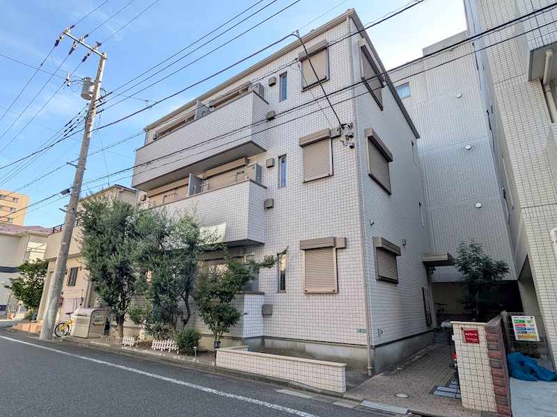 シルフィード 301号室 外観
