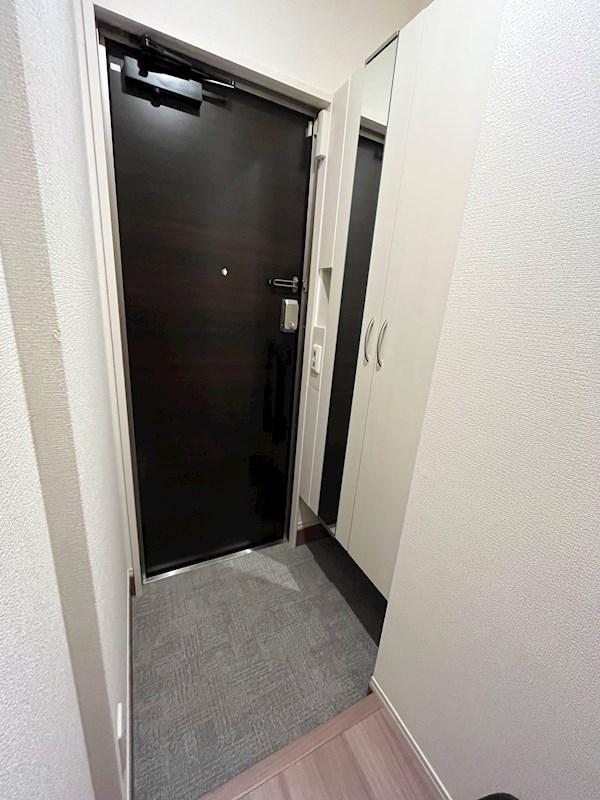 セレスティア北小岩 玄関