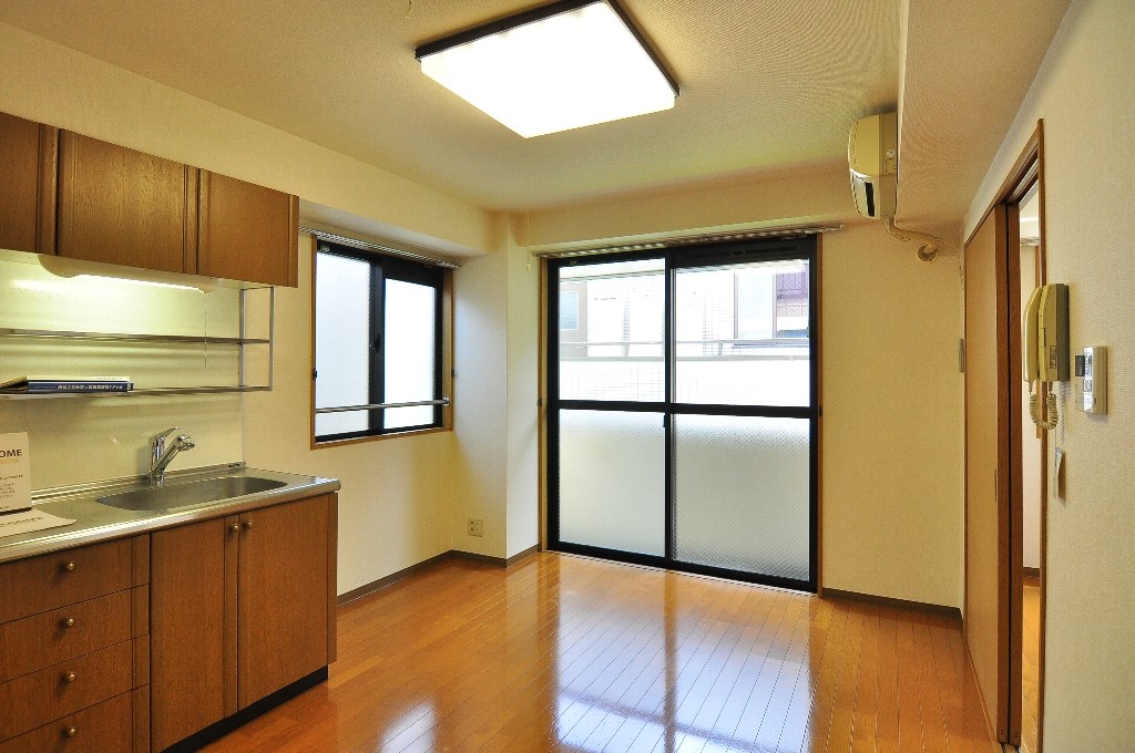 メイプル小岩 リビング