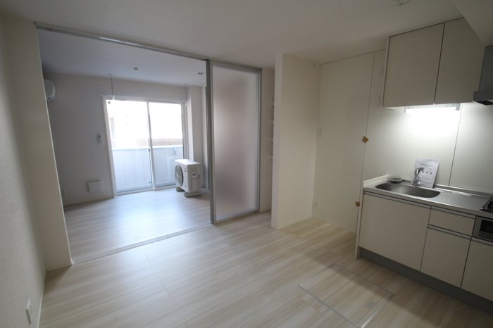 アヴァンス東日暮里 リビング