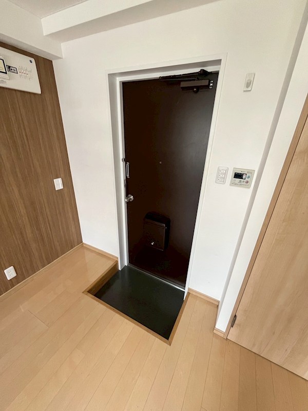 インプルーブ両国  玄関