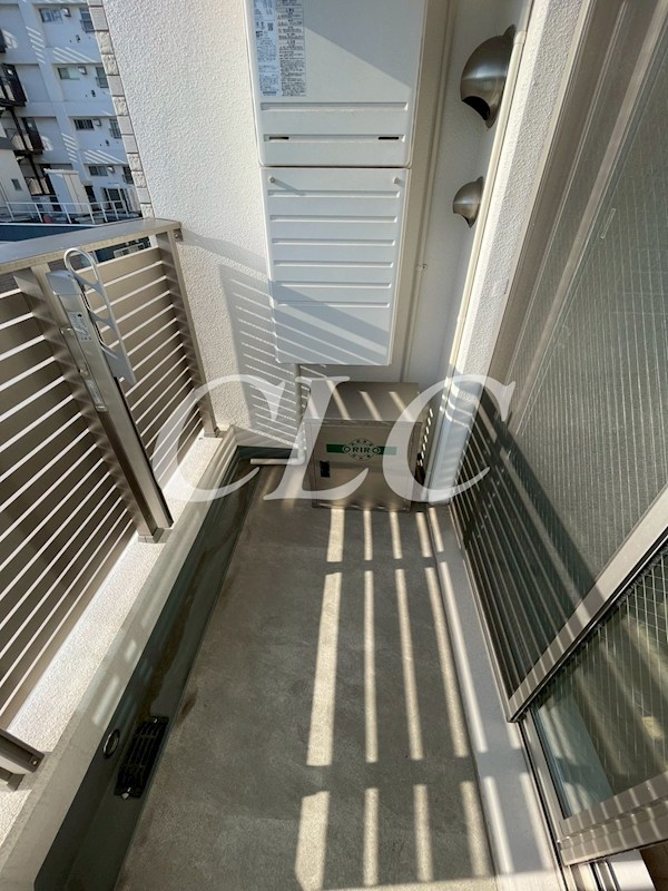 ＲＥＳＰＥＣＴ　ＯＮＥ  ベランダ