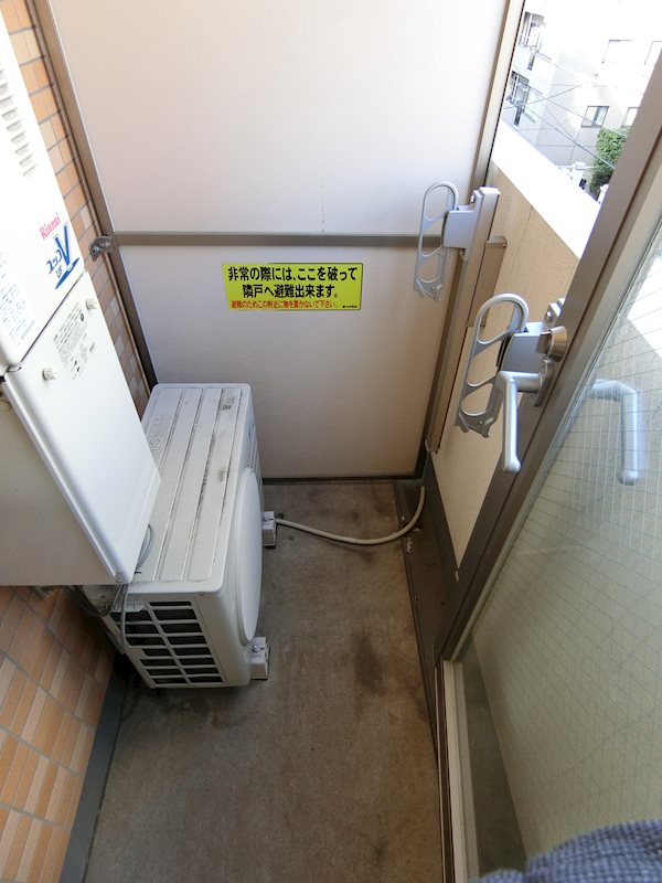 ププレ上野松が谷  ベランダ