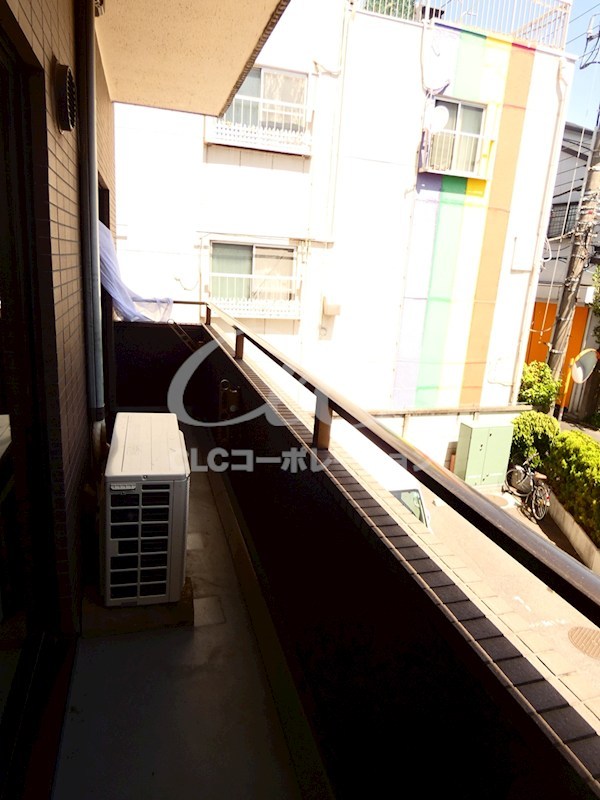 アライハウスⅡ ベランダ