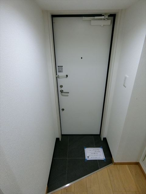 コンフォート・E 玄関