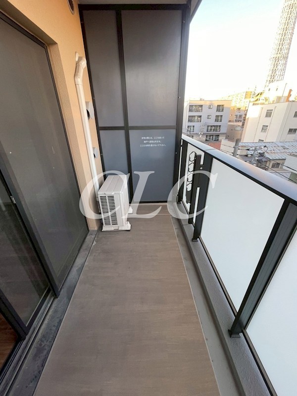 ウエサカ　ステューディオ ベランダ