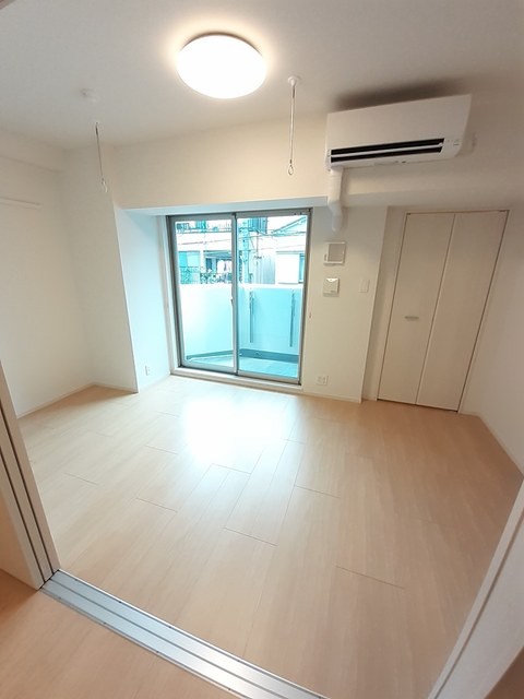 ＲＥＳＰＥＣＴ　ＯＮＥ  ベッドルーム