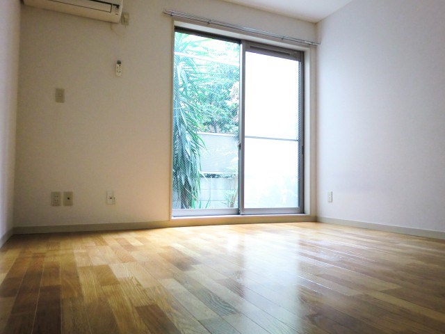 中野ハイム ベッドルーム