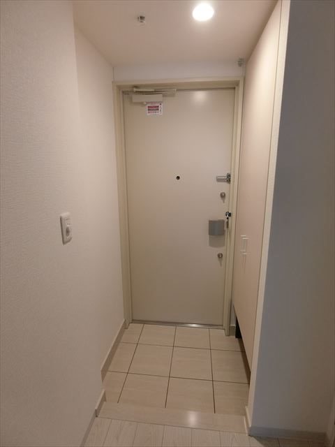 エムエー月島 玄関