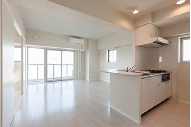 セレーノ六町 リビング