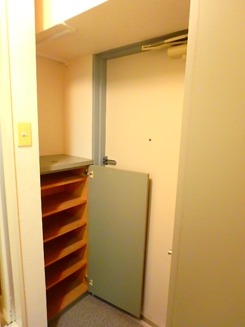 アムス小岩ＷＥＳＴ 玄関