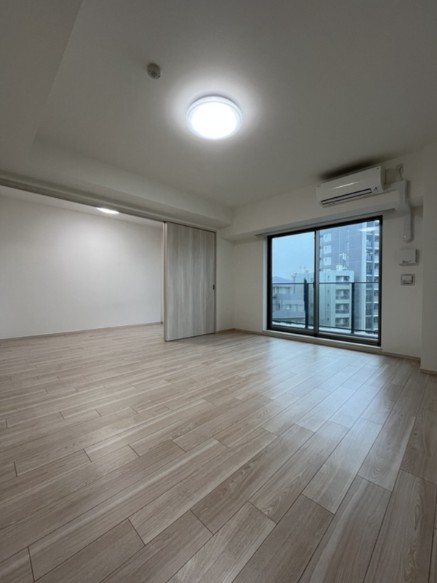 スプランディッド西日暮里 リビング