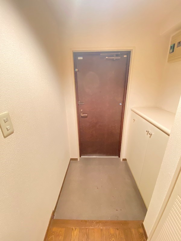 セリオ五番館  玄関