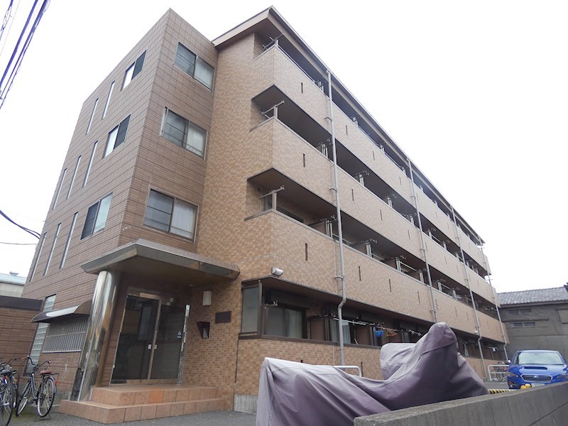 ラクダ 202号室 外観