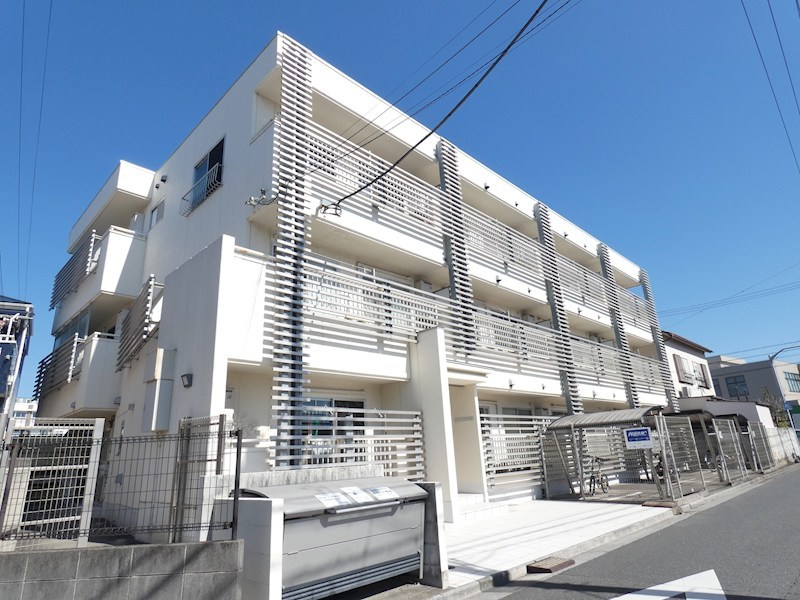 RenoCourt IZUMI 外観