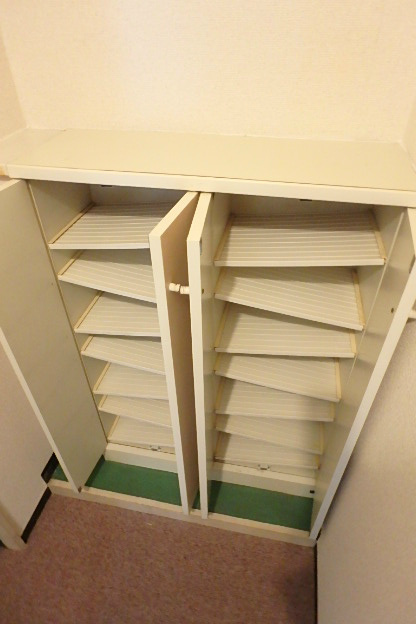 ドムスシーハイル     玄関