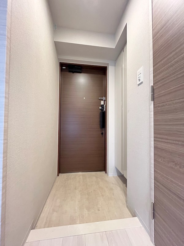 アドライズ舞浜 玄関