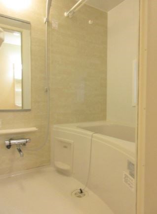 シャトル 風呂画像