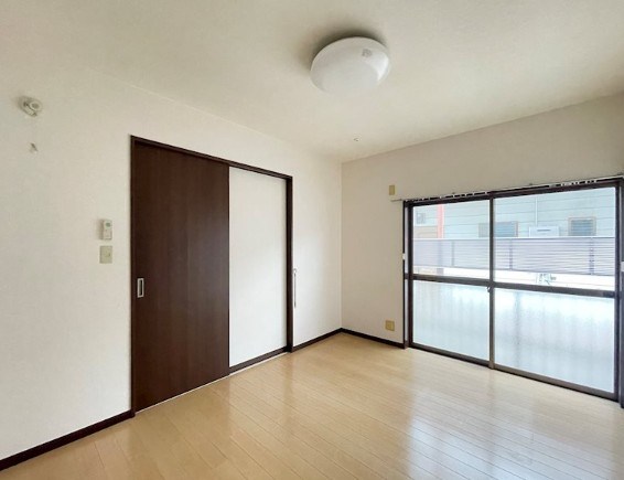 クレール加納B ベッドルーム