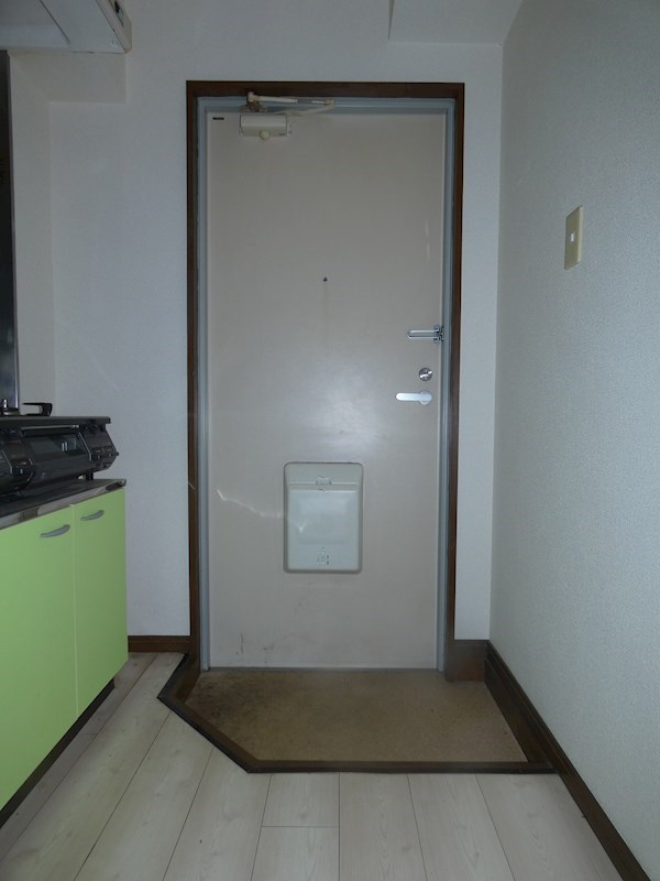 アイランドⅡ 玄関