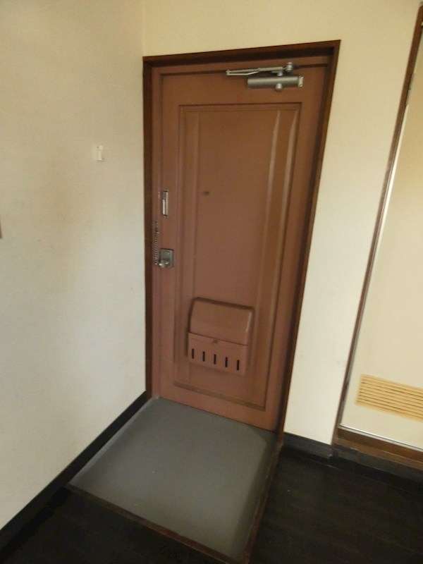 メゾン福原 玄関