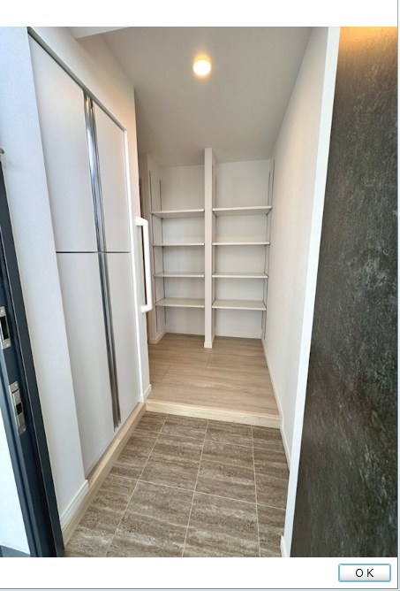 Alivis西葛西sulista 玄関