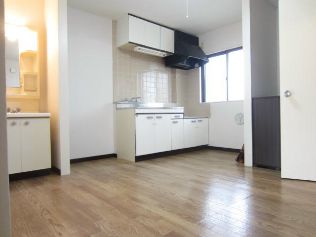 ホワイトメゾン   リビング