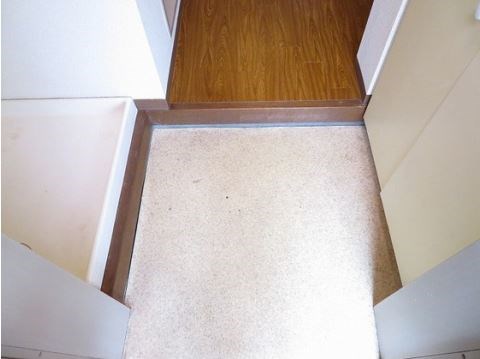 ヴィオレッテ王子 玄関