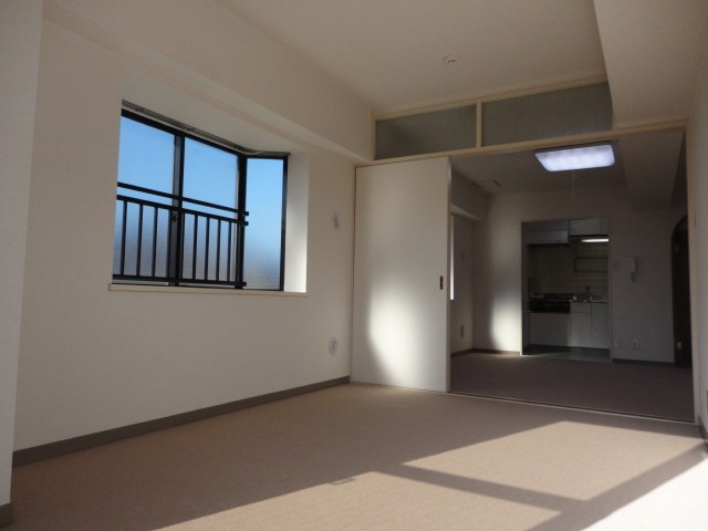 アゼリアコート リビング