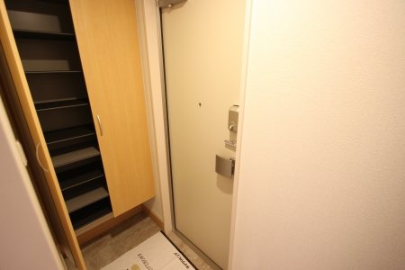 D-room梶原 玄関