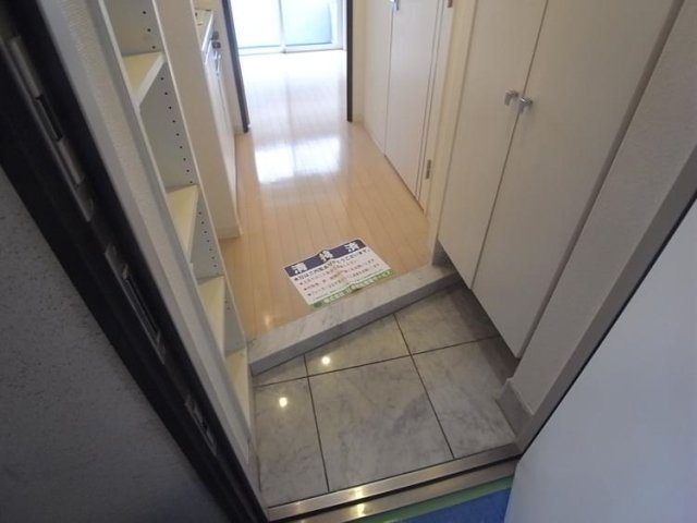 EXIM Nishisugamo（エクシム西巣鴨） 玄関