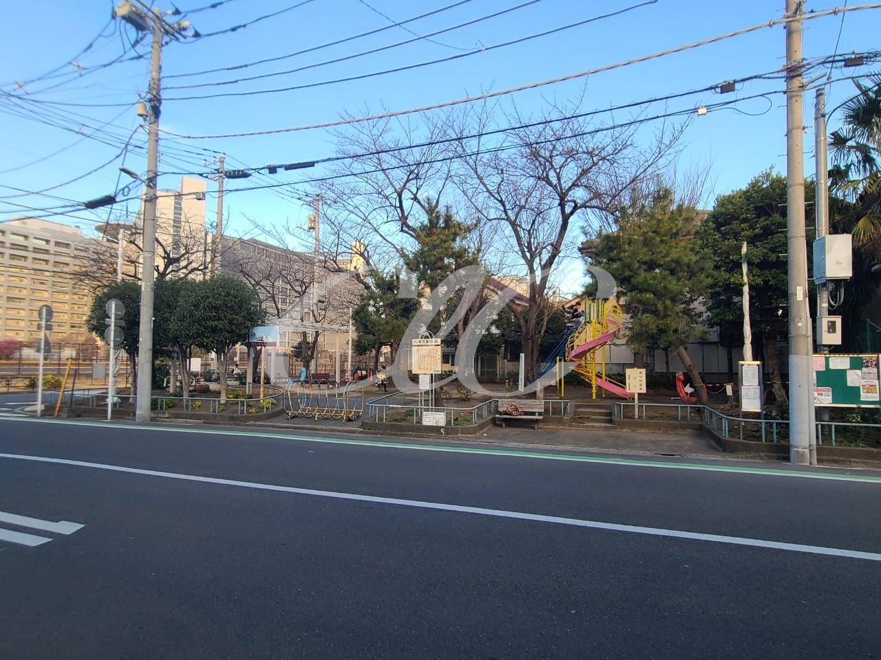 リバードマンション小菅駅前 周辺画像2