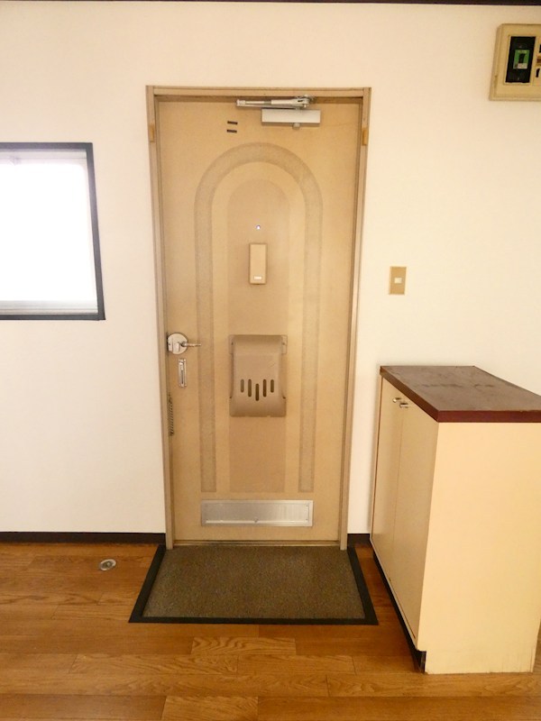 マインコーポⅡ 玄関