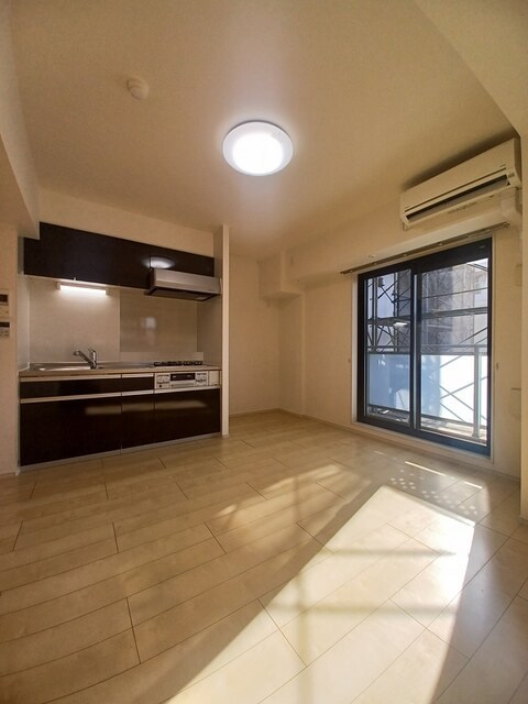 アビタ・ヴァン  リビング