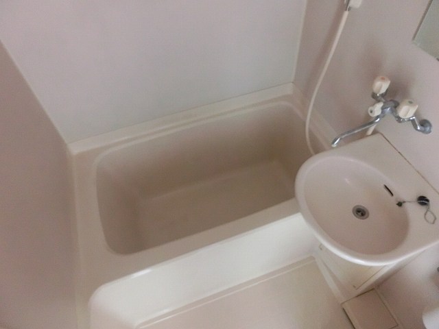 スズキプロセスビル 風呂画像