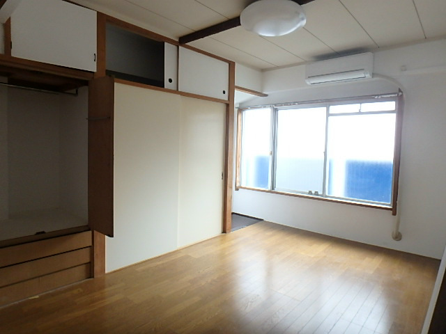 セントラルマンション ベッドルーム