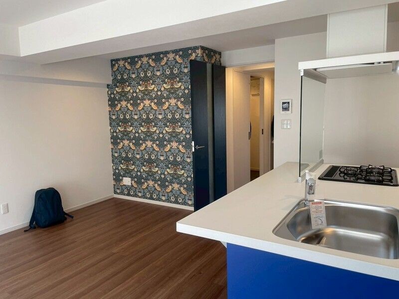 クイーンパレス浅伊 リビング