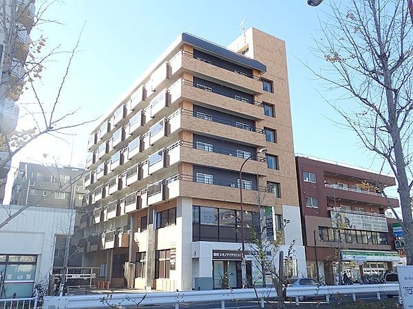 クイーンハイツ浅伊 外観