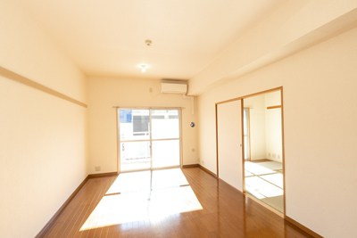 ウイングプラザ ベッドルーム