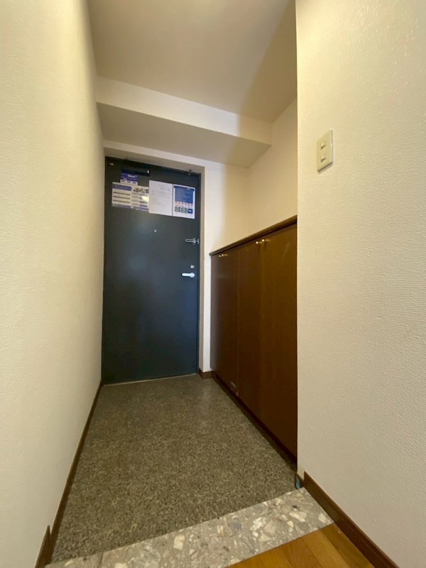 レジディア葛西 玄関