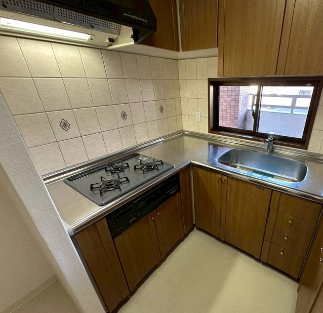 レジディア葛西 キッチン