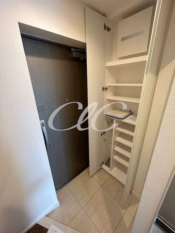 ルフレ　イムーブル北千住 玄関