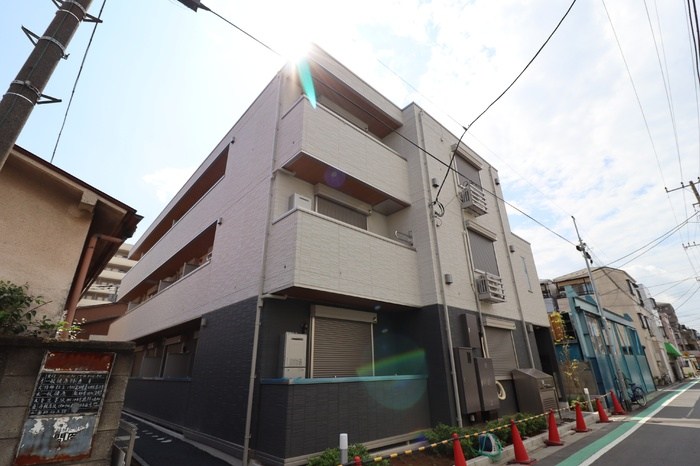 アヴァンス宝町 外観