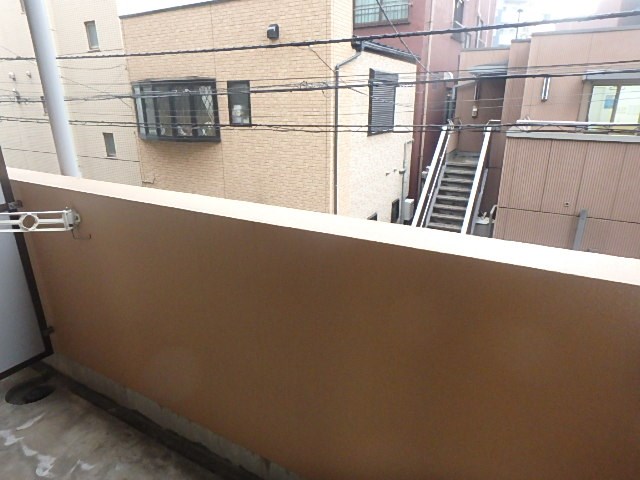 ライオンズマンション門前仲町第五   ベランダ