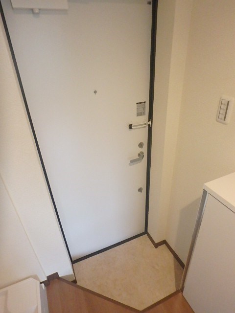 ベーネ平井 玄関